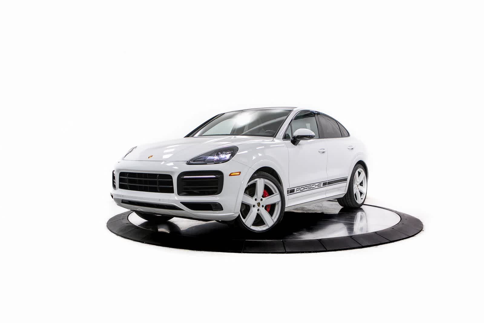 Thumbnail: 2023 Porsche Cayenne - 1