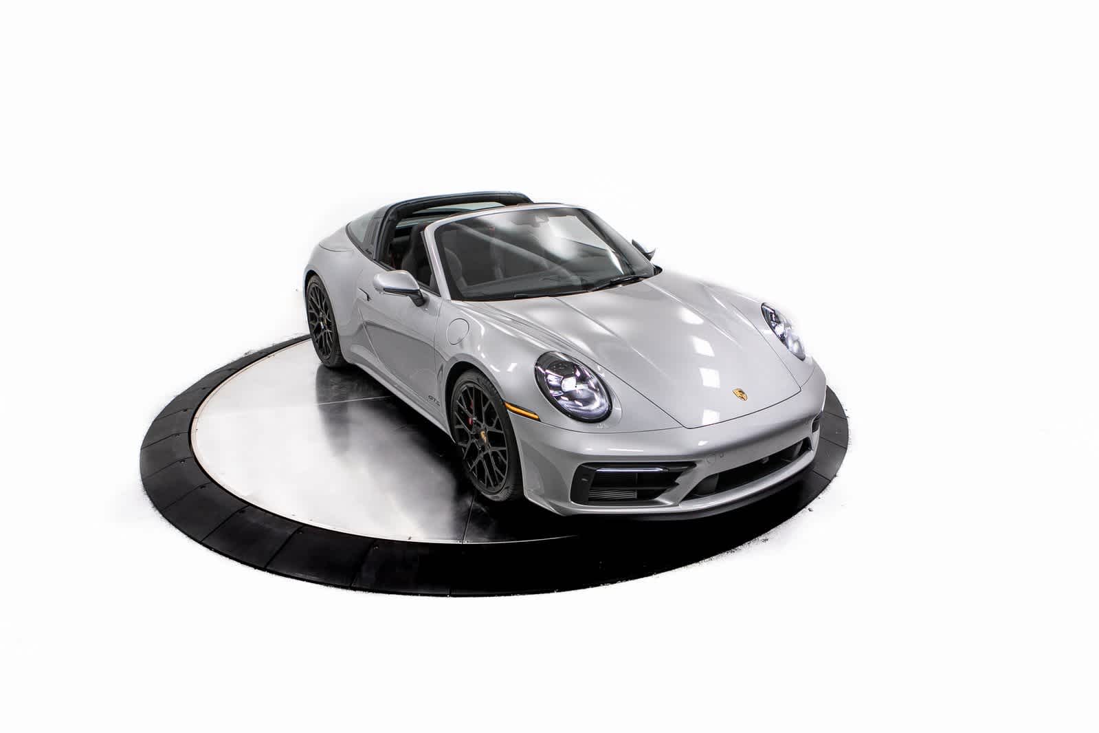 Thumbnail: 2024 Porsche 911 - 36