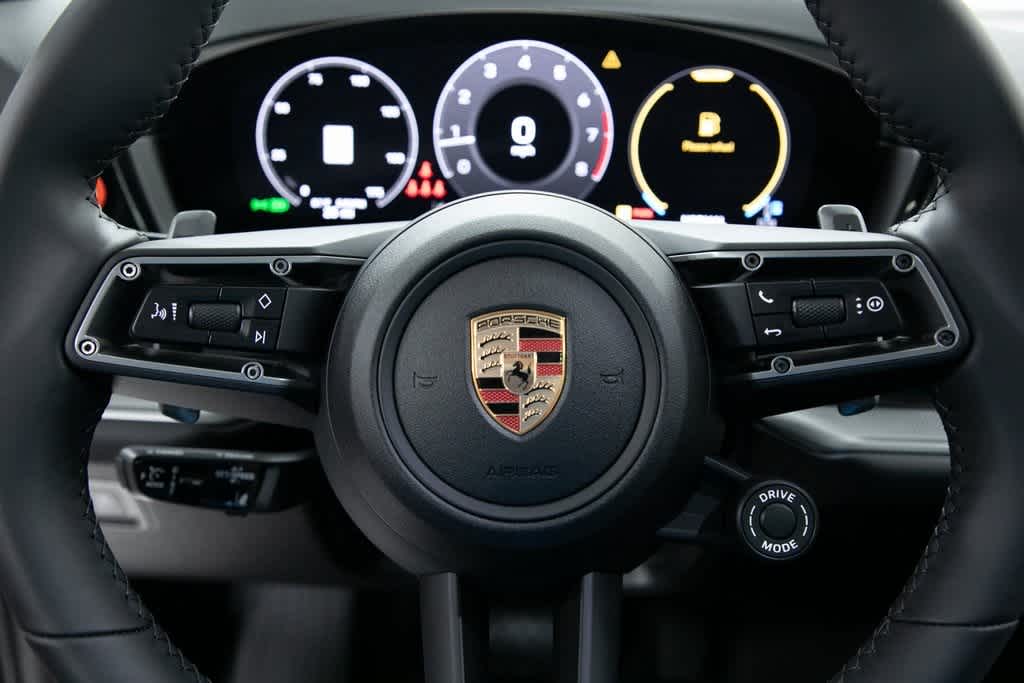 Thumbnail: 2025 Porsche  - 14