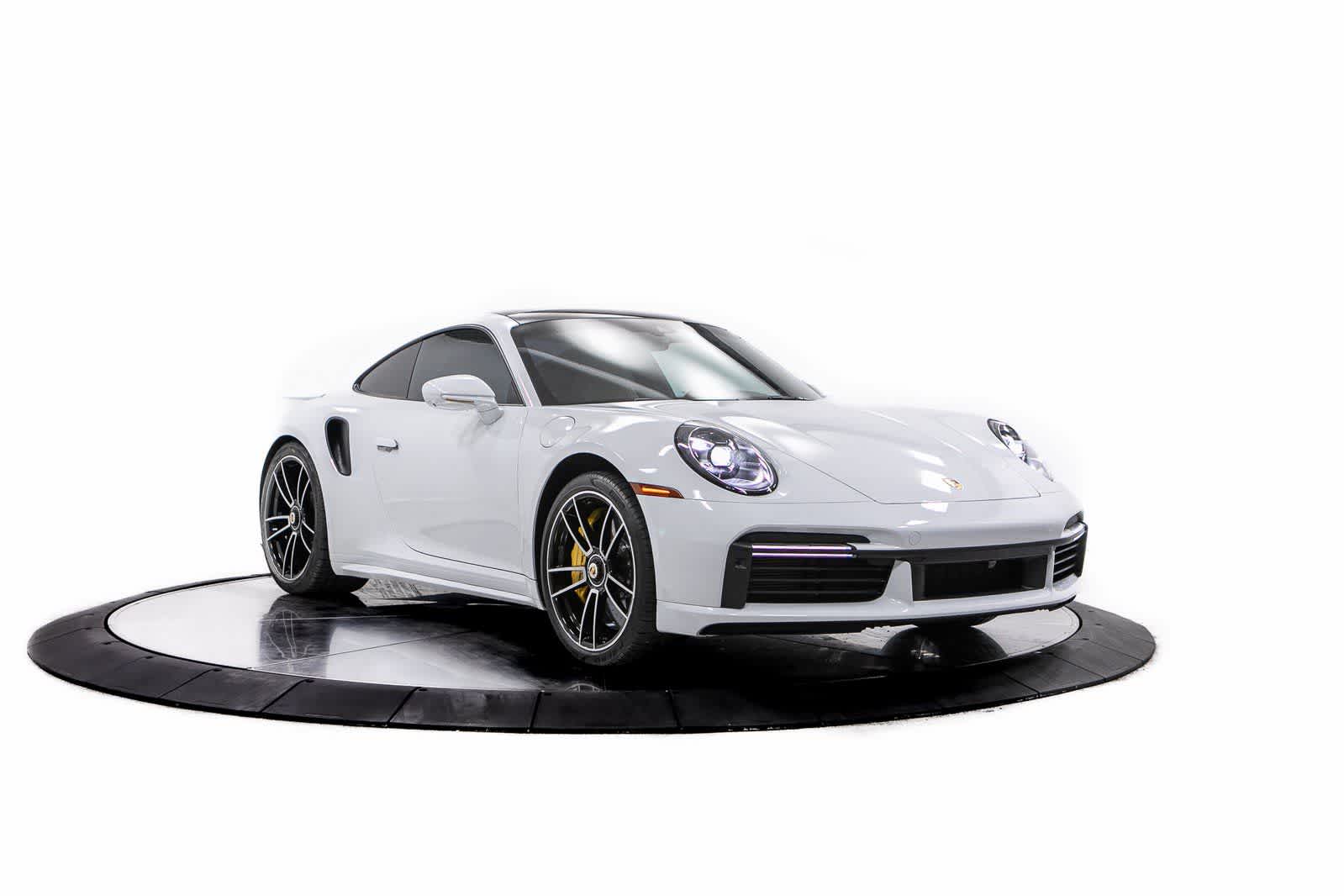 Thumbnail: 2021 Porsche 911 - 9