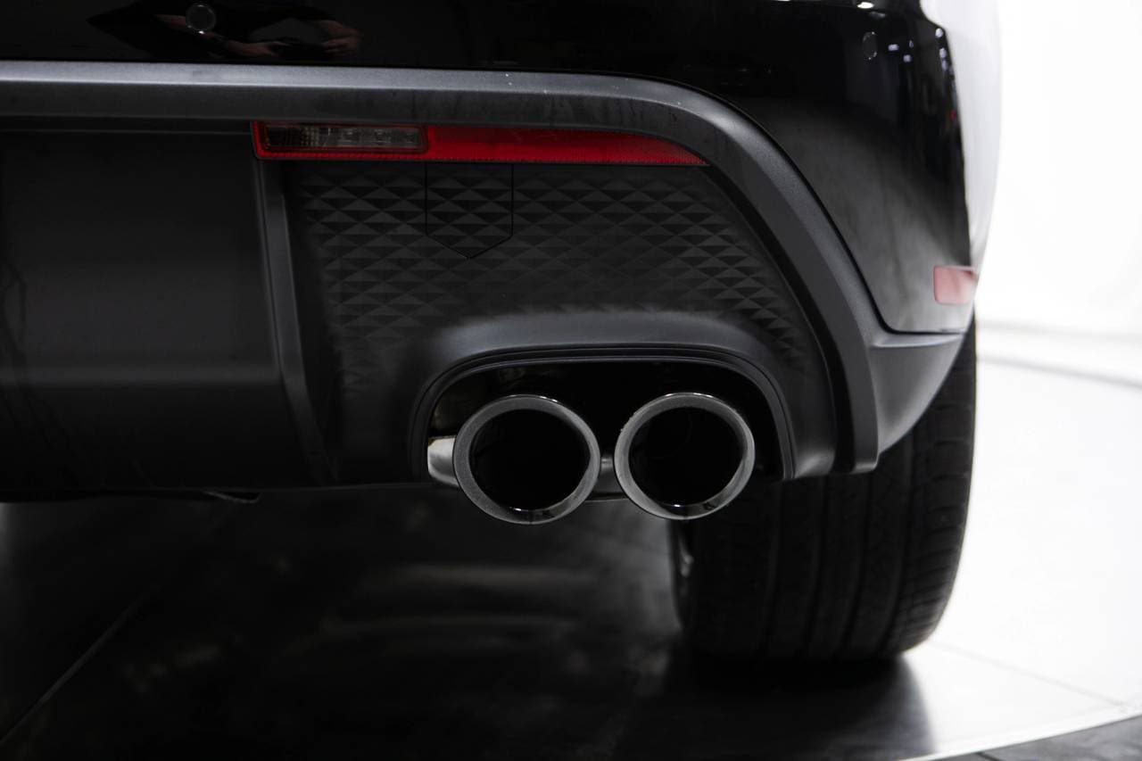 Thumbnail: 2026 Porsche Macan - 17