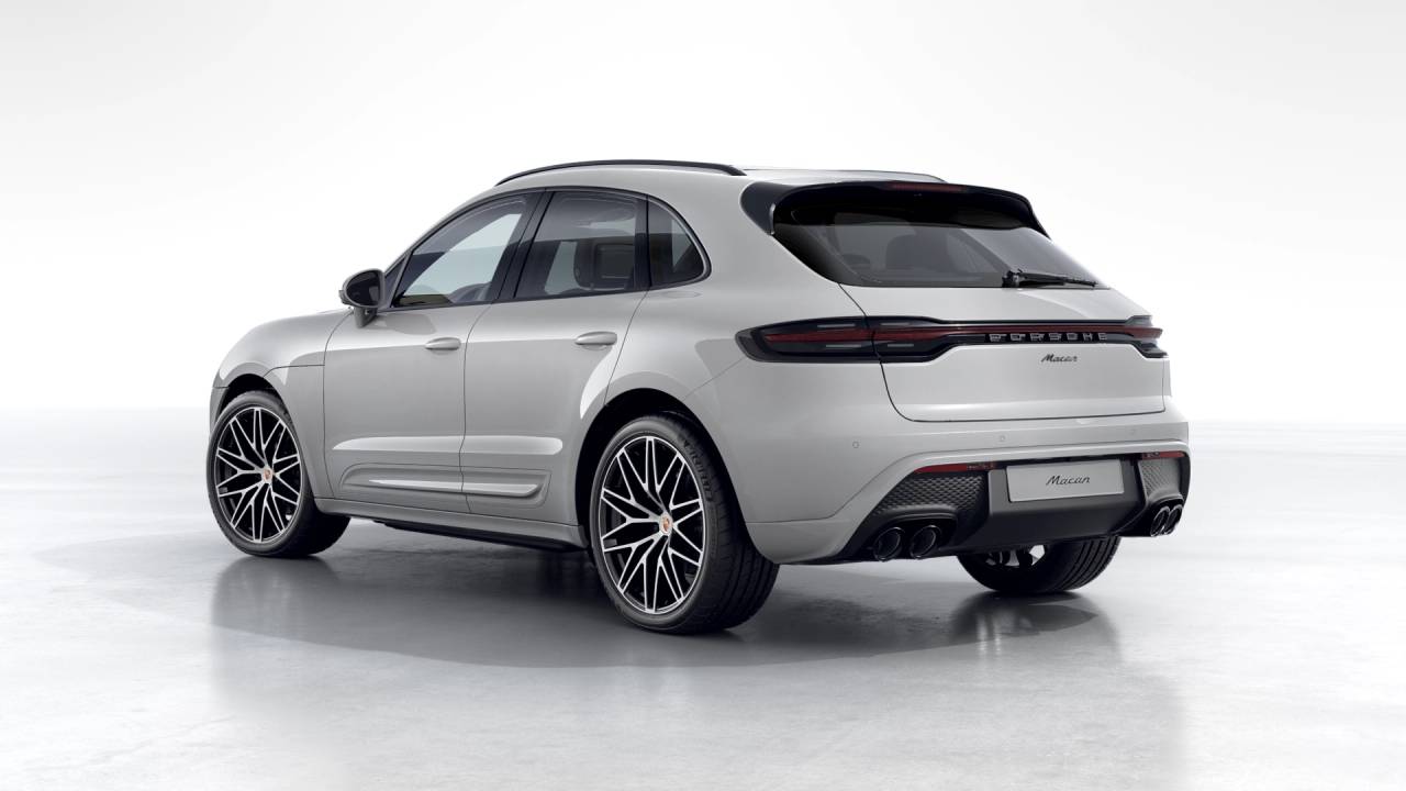 Thumbnail: 2026 Porsche Macan - 3