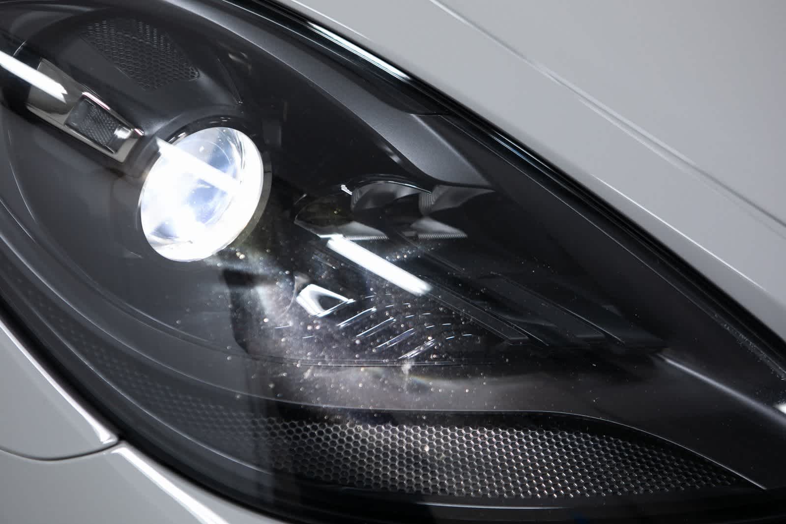 Thumbnail: 2022 Porsche  - 29