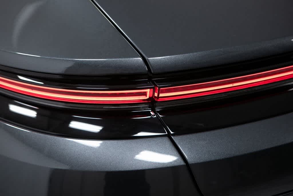 Thumbnail: 2025 Porsche Panamera - 34