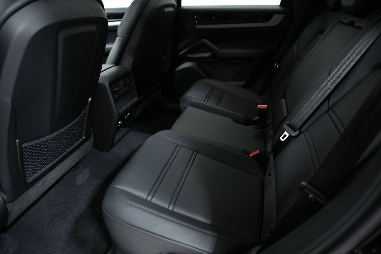 Thumbnail: 2026 Porsche  - 36