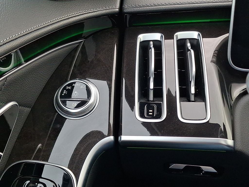 2024 Mercedes-Benz S-Class S 580e - Photo 27