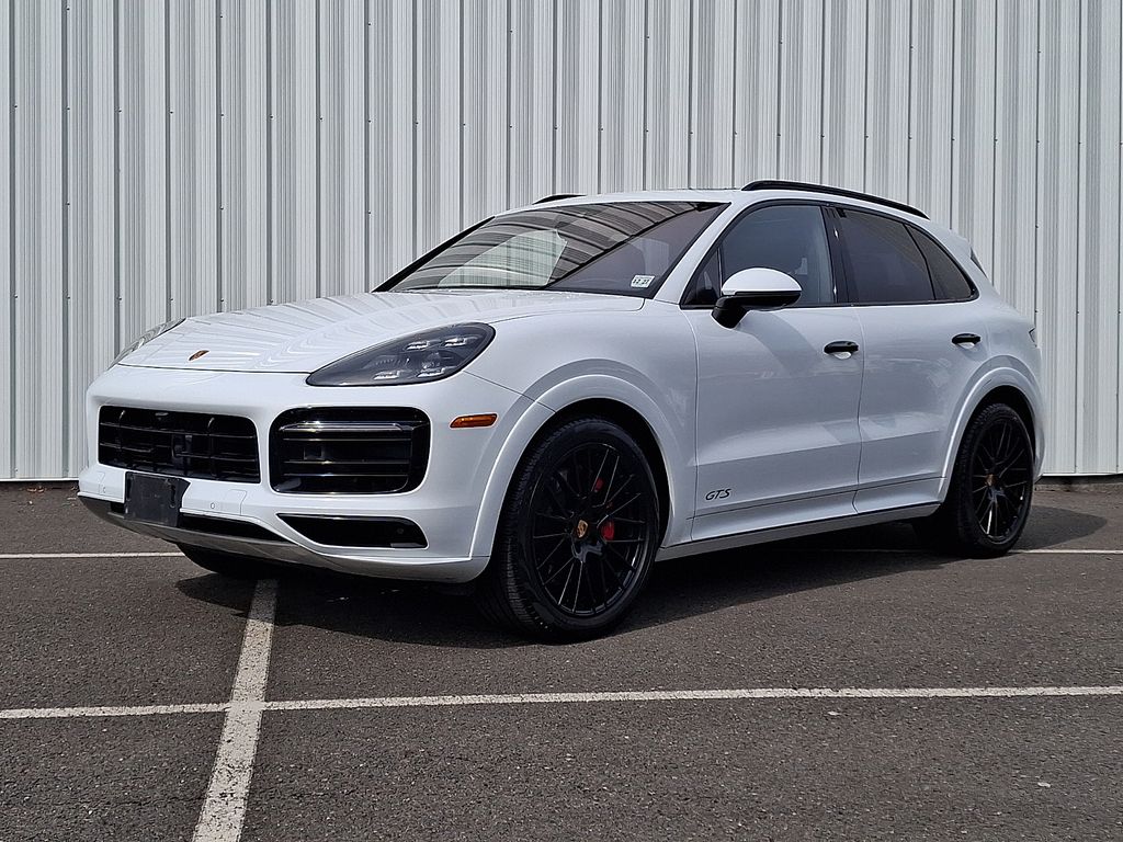 2023 Porsche Cayenne GTS