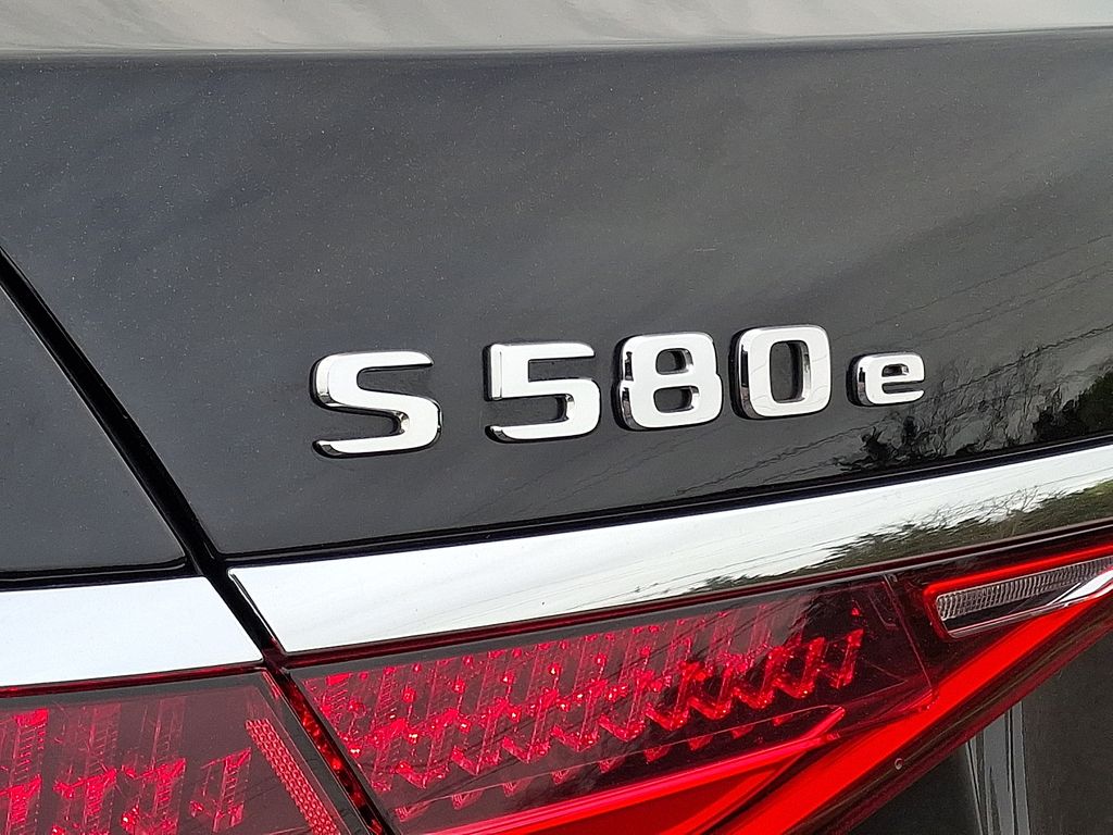 2024 Mercedes-Benz S-Class S 580e - Photo 31