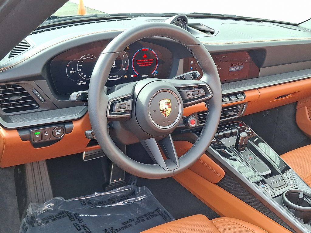 2025 Porsche 911 Cabriolet photo 4