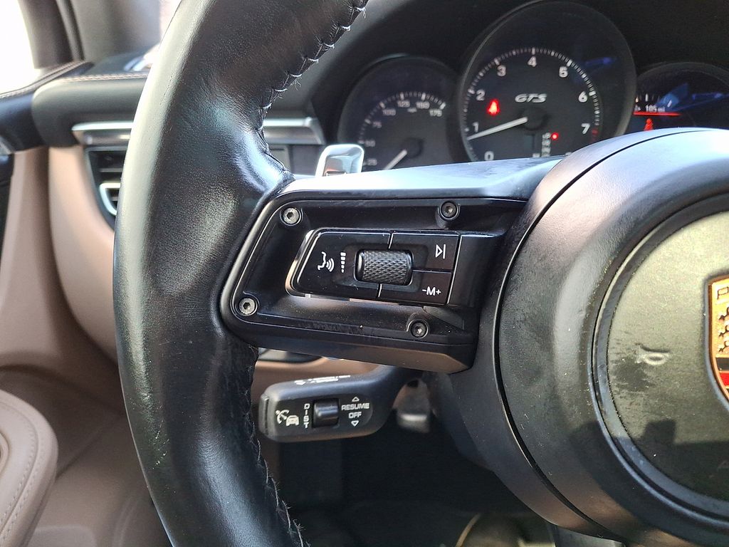 2022 Porsche Macan GTS - Photo 24