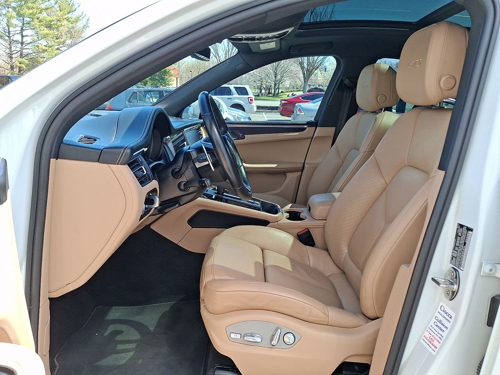2022 Porsche Macan GTS - Photo 17