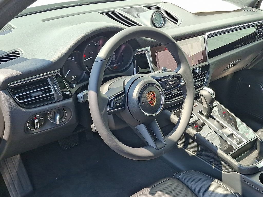 New 2025 Porsche Macan SUV