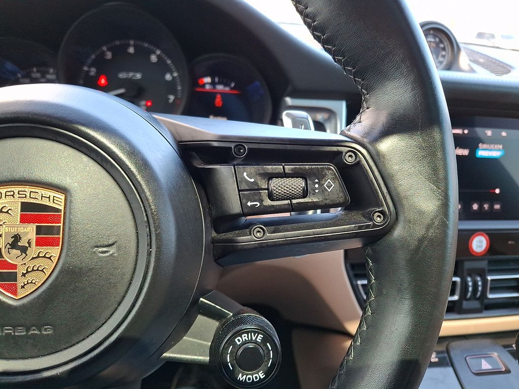 2022 Porsche Macan GTS - Photo 25