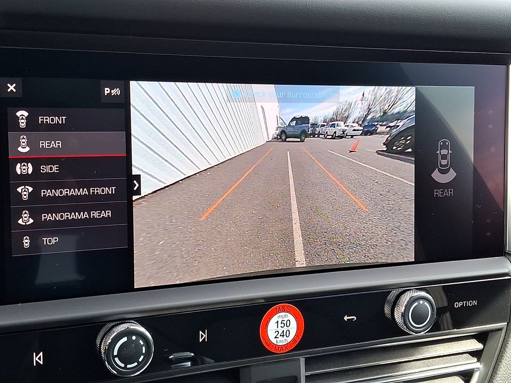 2026 Porsche Macan T - Photo 20