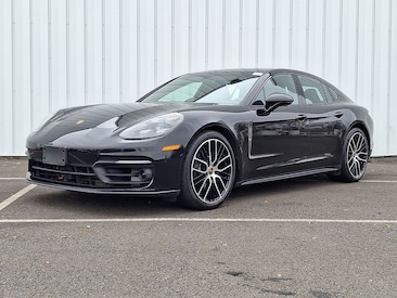 2023 Porsche Panamera 4 Platinum Edition Hatchback