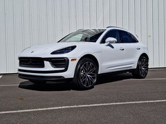 2026 Porsche Macan SUV