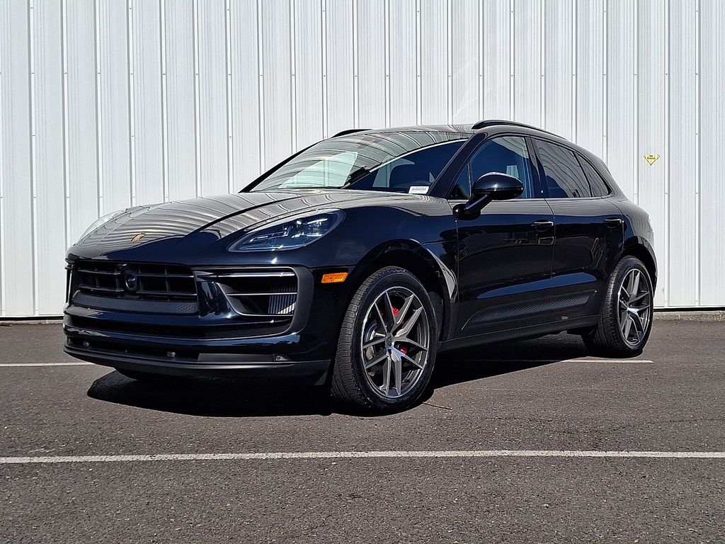 2026 Porsche Macan