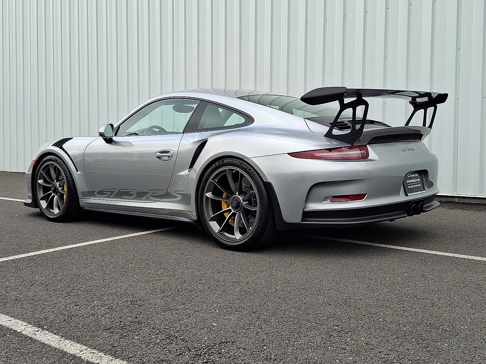 2016 Porsche 911 GT3 RS Coupe photo 3