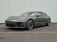2026 Porsche Panamera 4 Hatchback