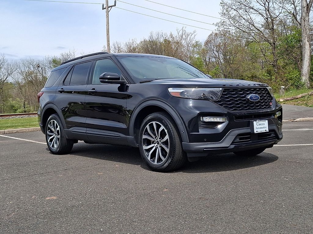 2020 Ford Explorer ST