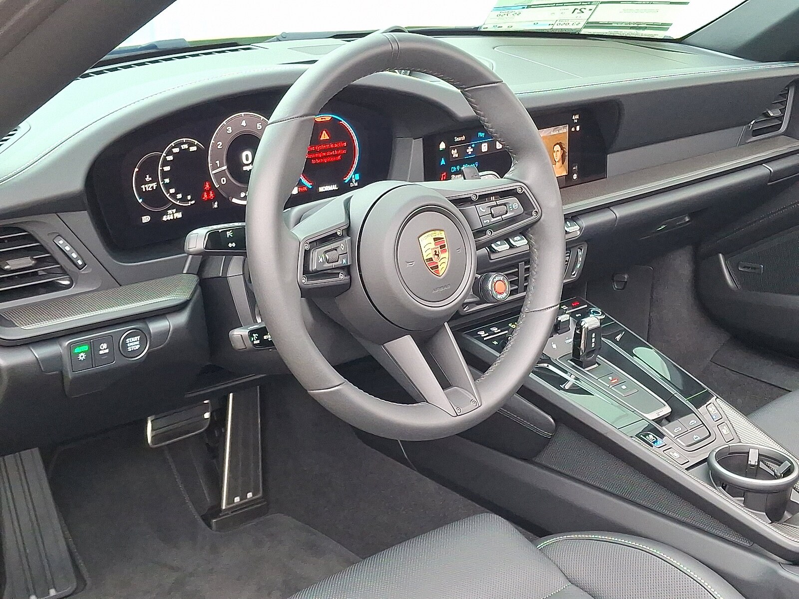2025 Porsche 911 Cabriolet photo 4