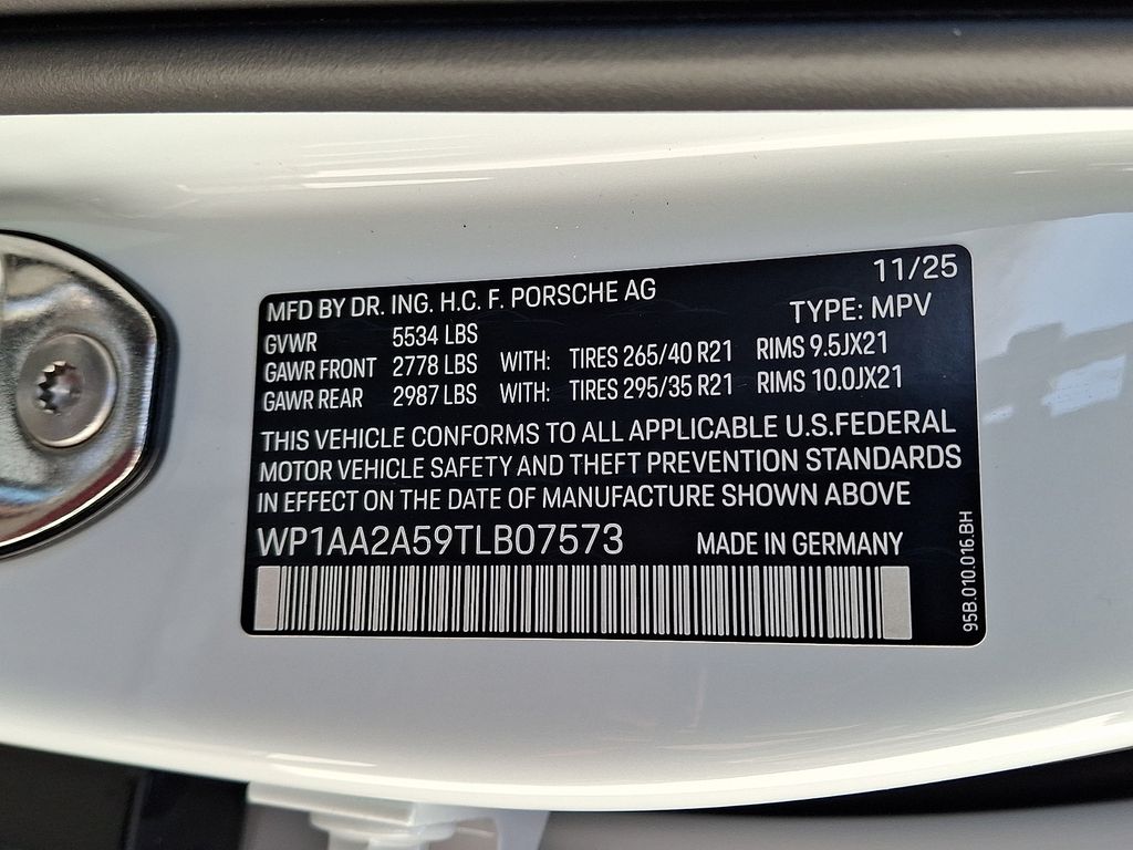 2026 Porsche Macan Base - Photo 29