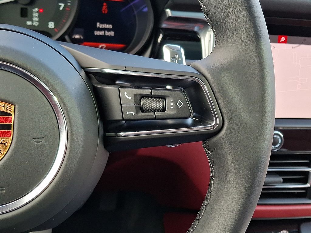 2026 Porsche Macan Base - Photo 23
