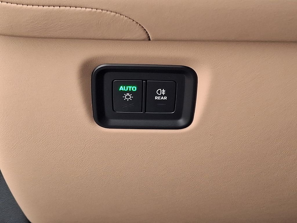 2026 Porsche Cayenne Coup S - Photo 29