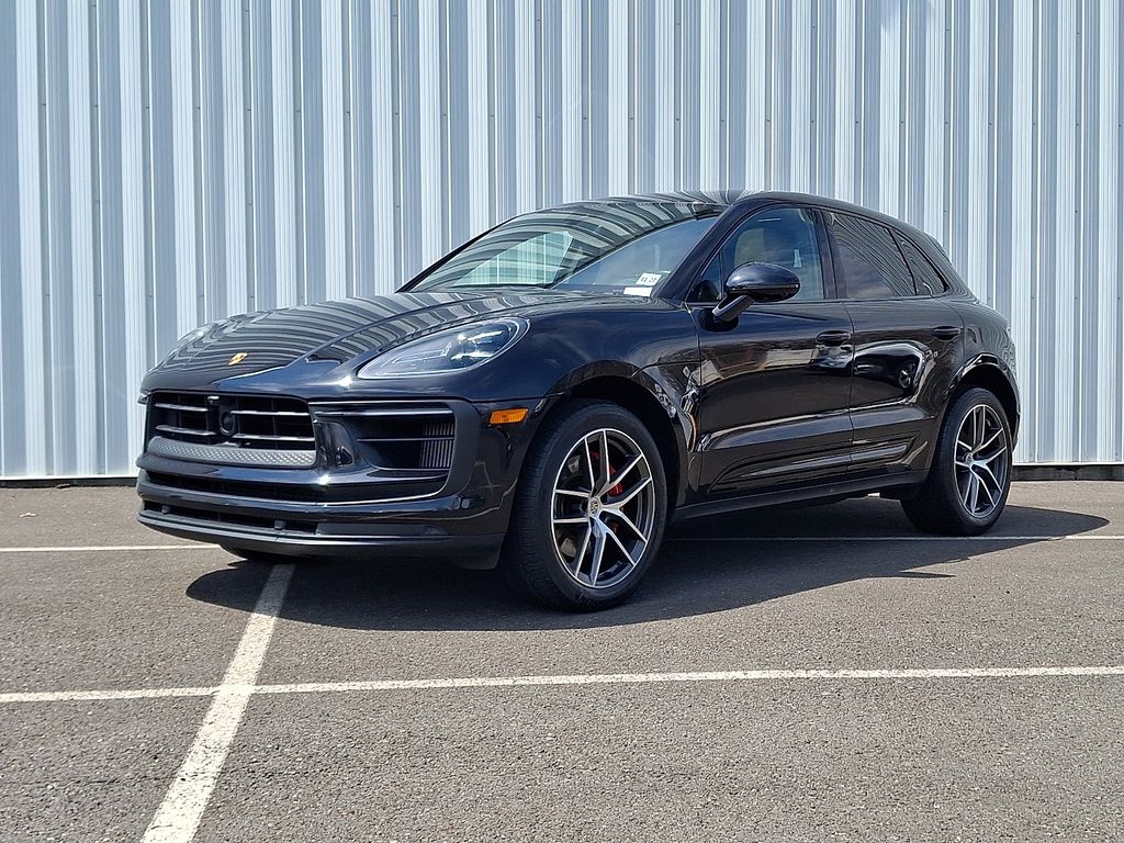 2023 Porsche Macan S