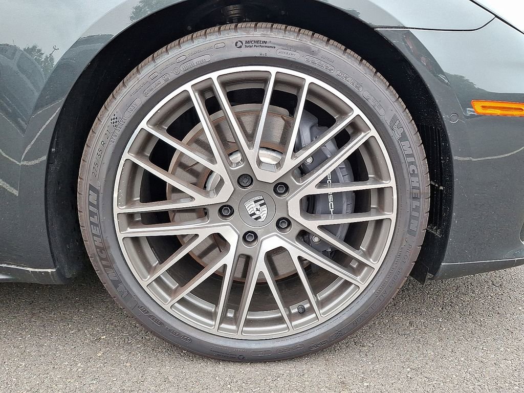 2025 Porsche Panamera 4 E-Hybrid - Photo 12