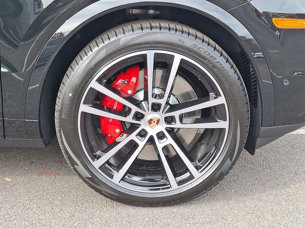 2026 Porsche Cayenne Coup S - Photo 12
