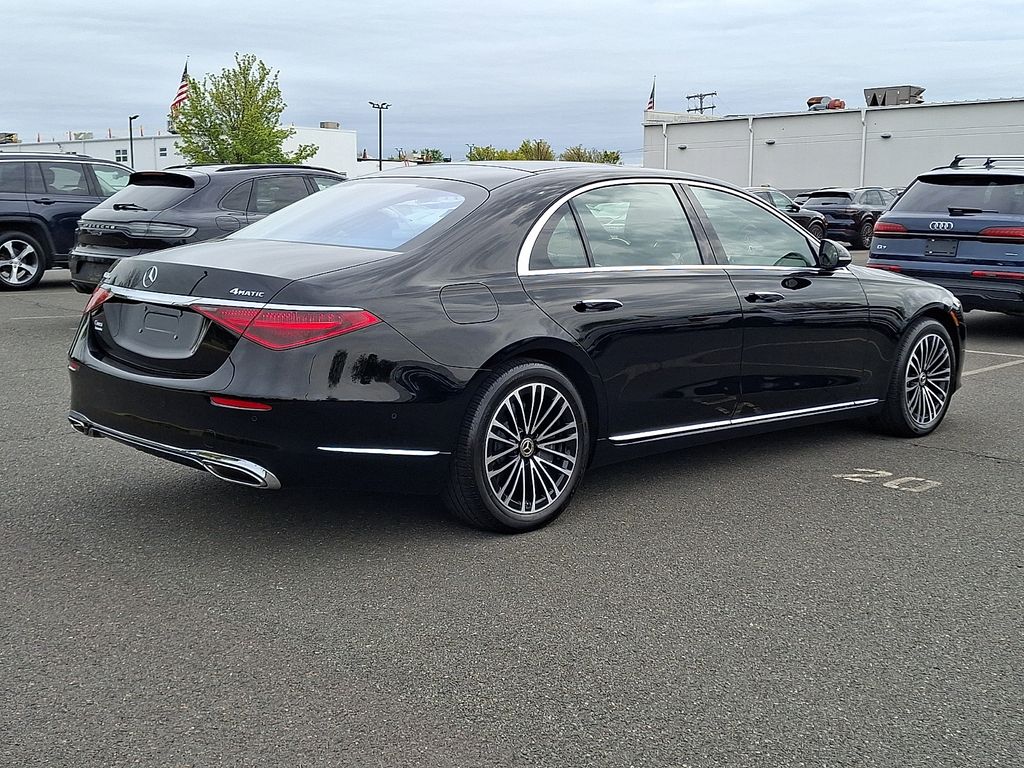 2024 Mercedes-Benz S-Class S 580e - Photo 9