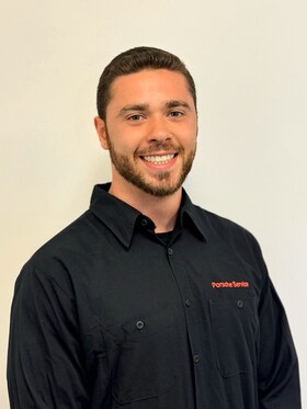 Staff member Alex Alboum from ID_b55be827c2db
