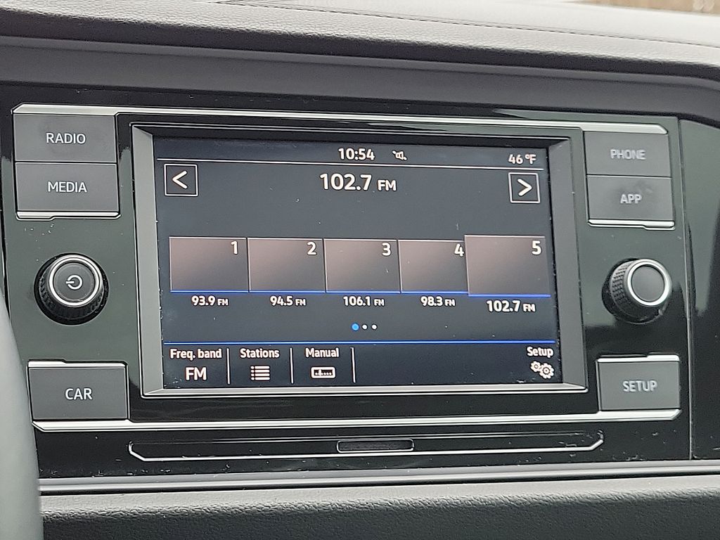 2019 Volkswagen Jetta 1.4T SE photo 3