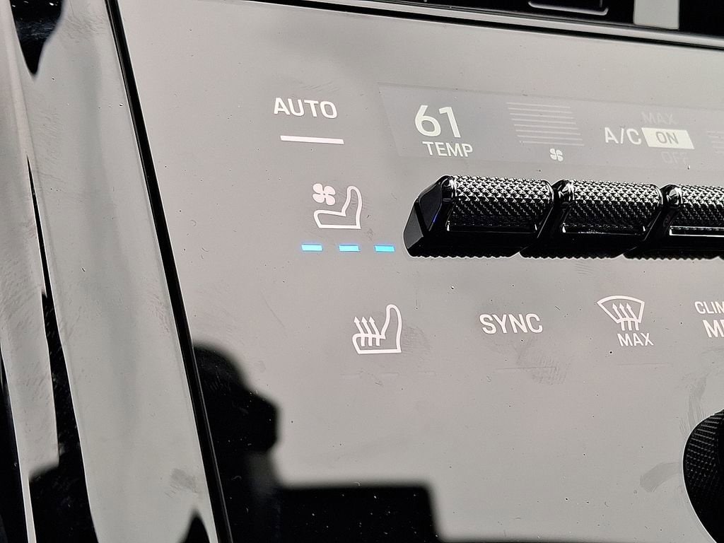 2025 Porsche Panamera 4 E-Hybrid - Photo 24