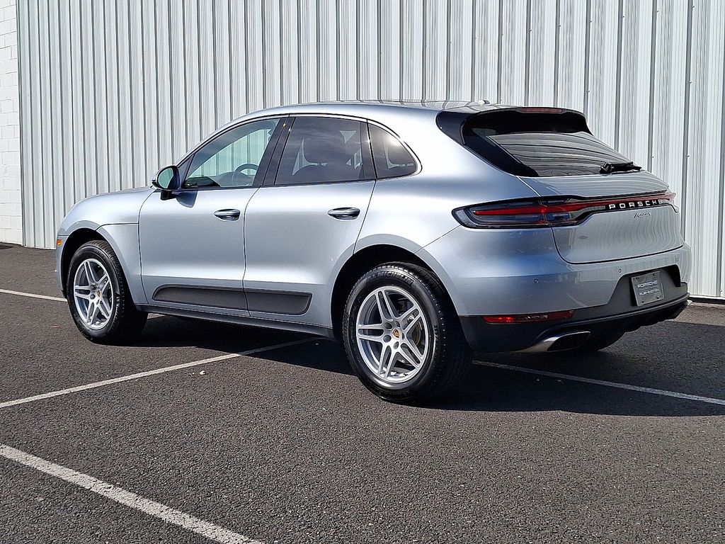2021 Porsche Macan Base photo 3