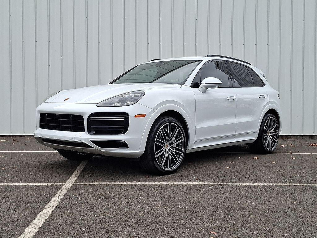 2023 Porsche Cayenne Turbo
