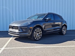 2026 Porsche Macan SUV