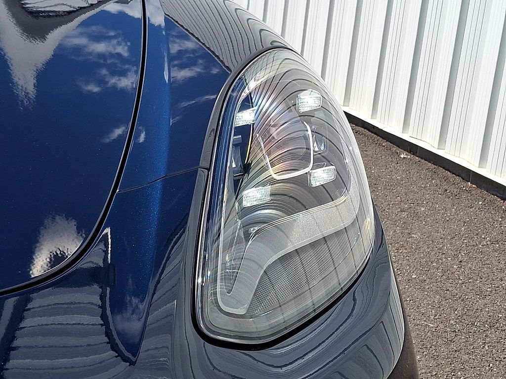 2022 Porsche Panamera - Photo 13