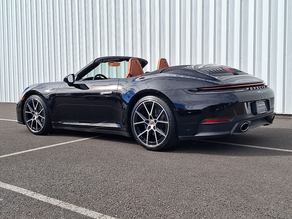 2025 Porsche 911 Cabriolet photo 3