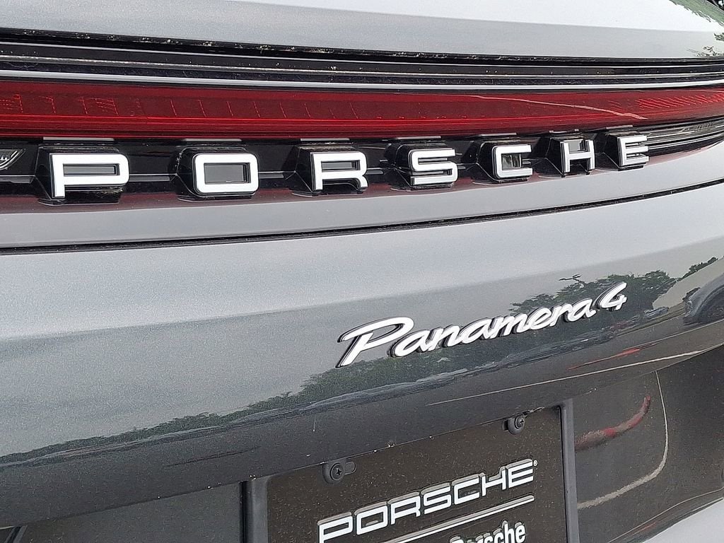 2025 Porsche Panamera 4 E-Hybrid - Photo 30