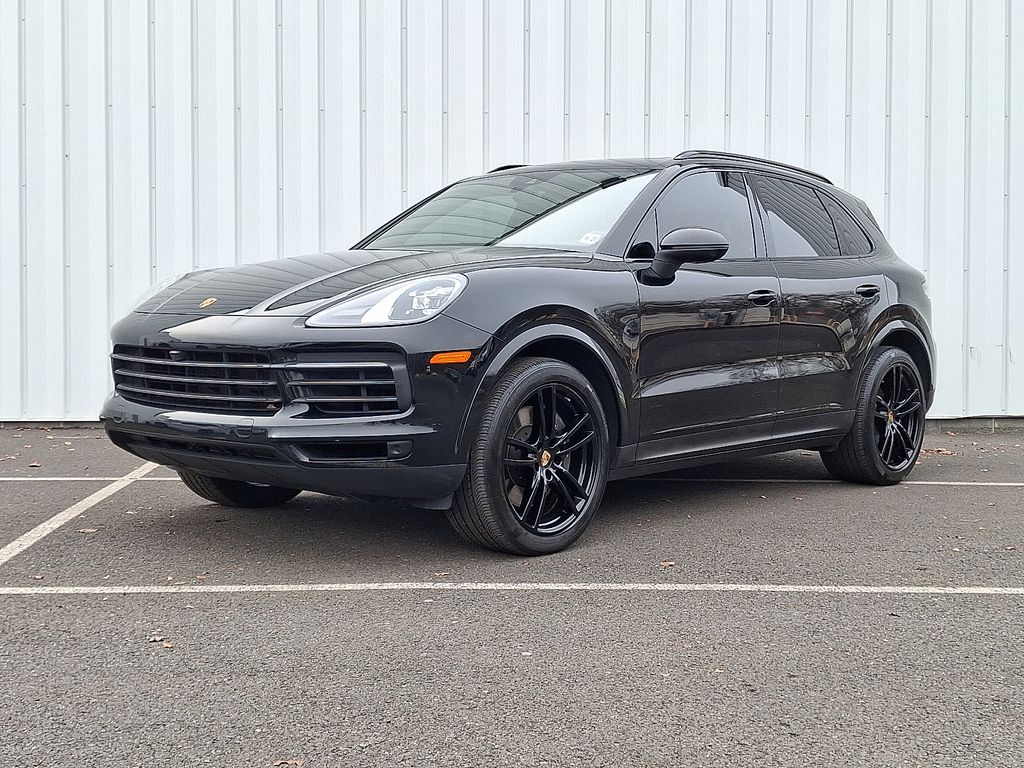 2023 Porsche Cayenne Base