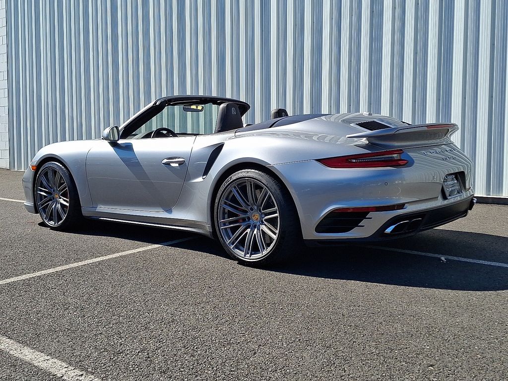 2019 Porsche 911 Turbo photo 3
