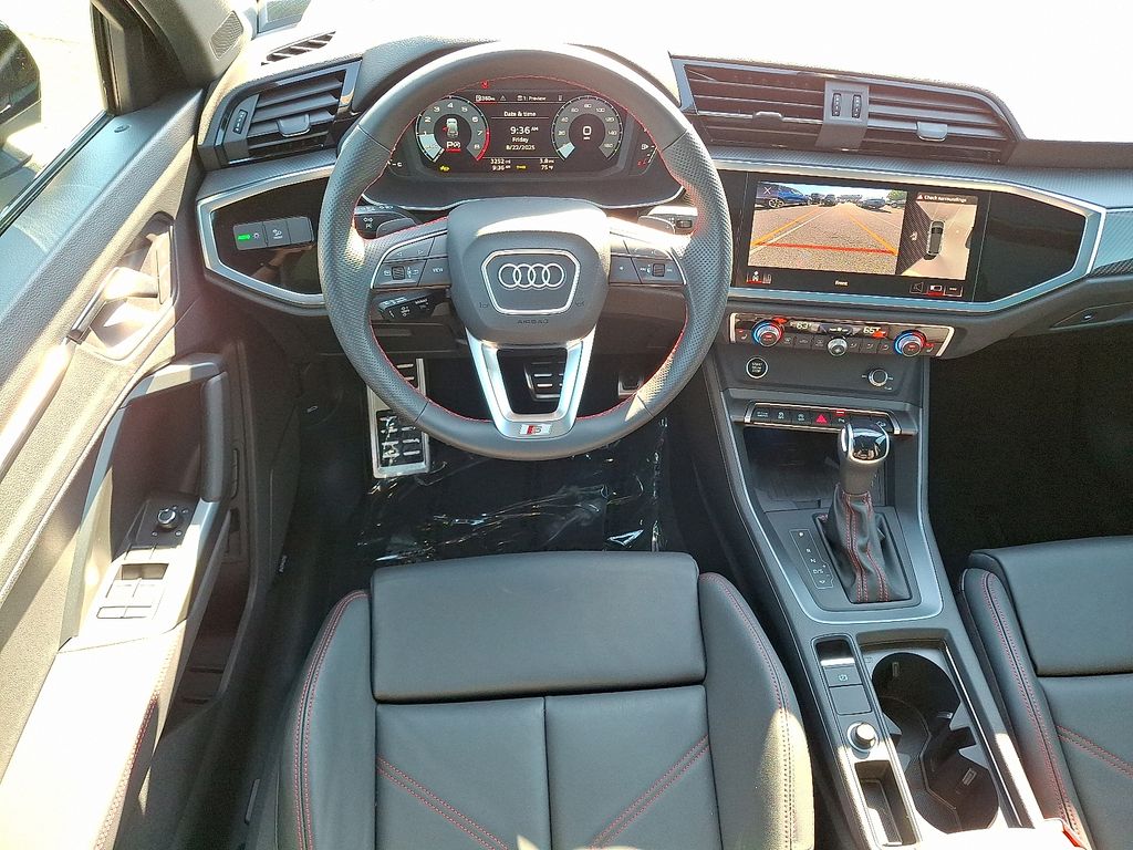 2025 Audi Q3 S line Premium Plus photo 2
