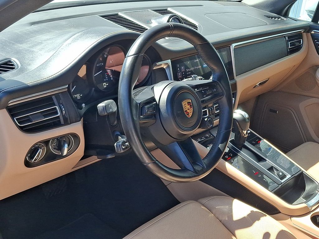 2022 Porsche Macan GTS - Photo 4
