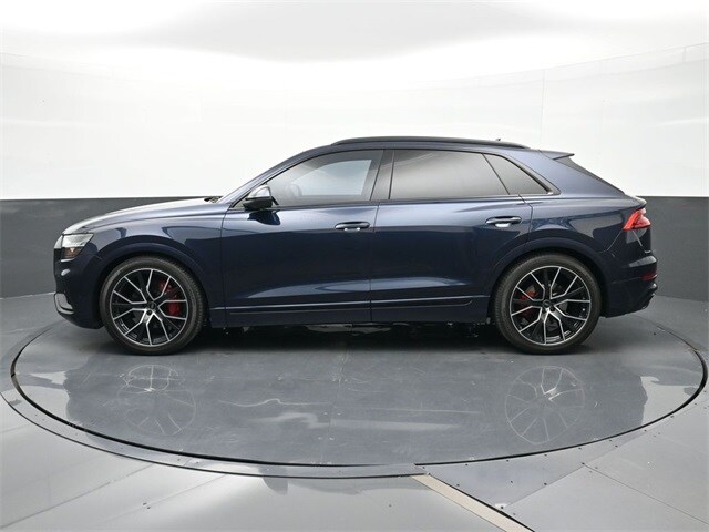 2023 Audi Q8 55 Prestige photo 2