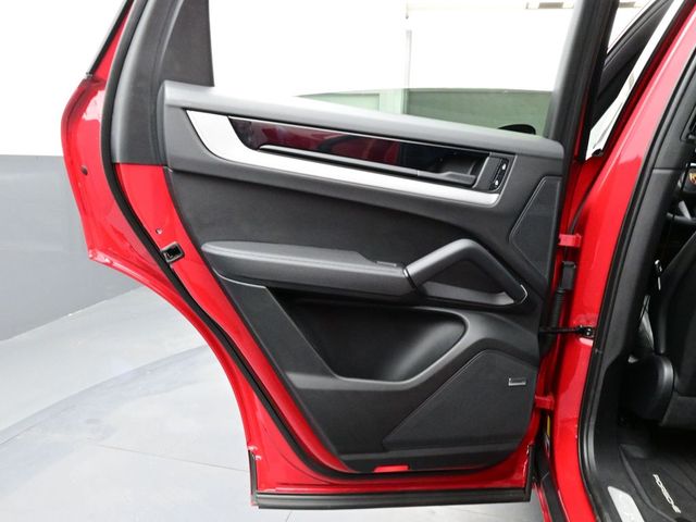 2025 Porsche Cayenne Coup Base - Photo 13