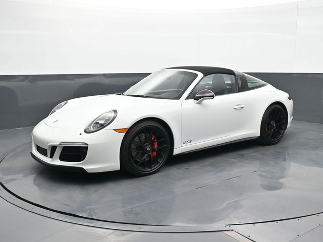 2018 Porsche 911 GTS