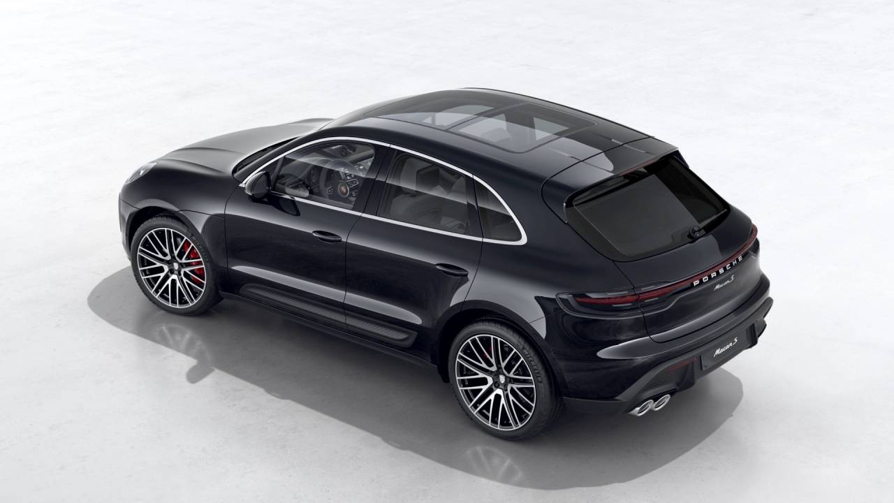 2026 Porsche Macan S photo 3