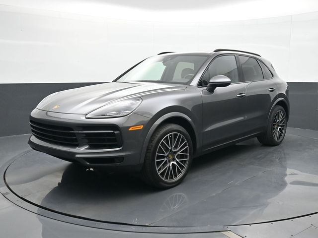2021 Porsche Cayenne S's photo